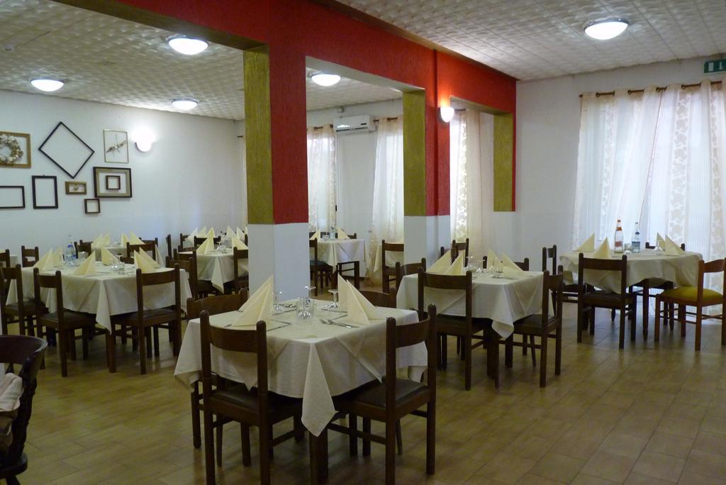 Hotel Villa Del Bagnino Rimini Extérieur photo