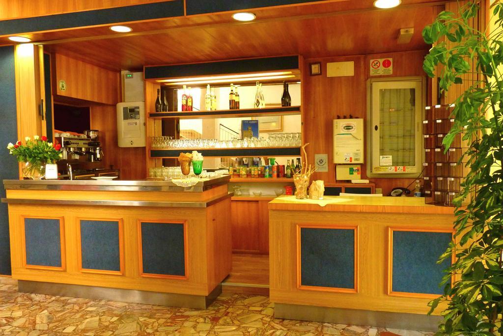 Hotel Villa Del Bagnino Rimini Chambre photo